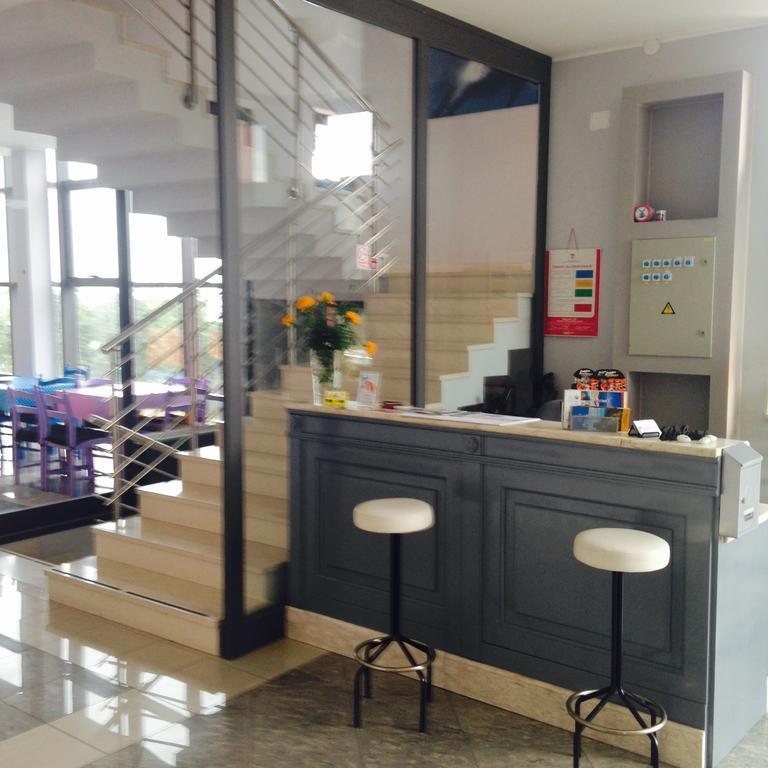 Hostel Ceska Beseda Риека Экстерьер фото