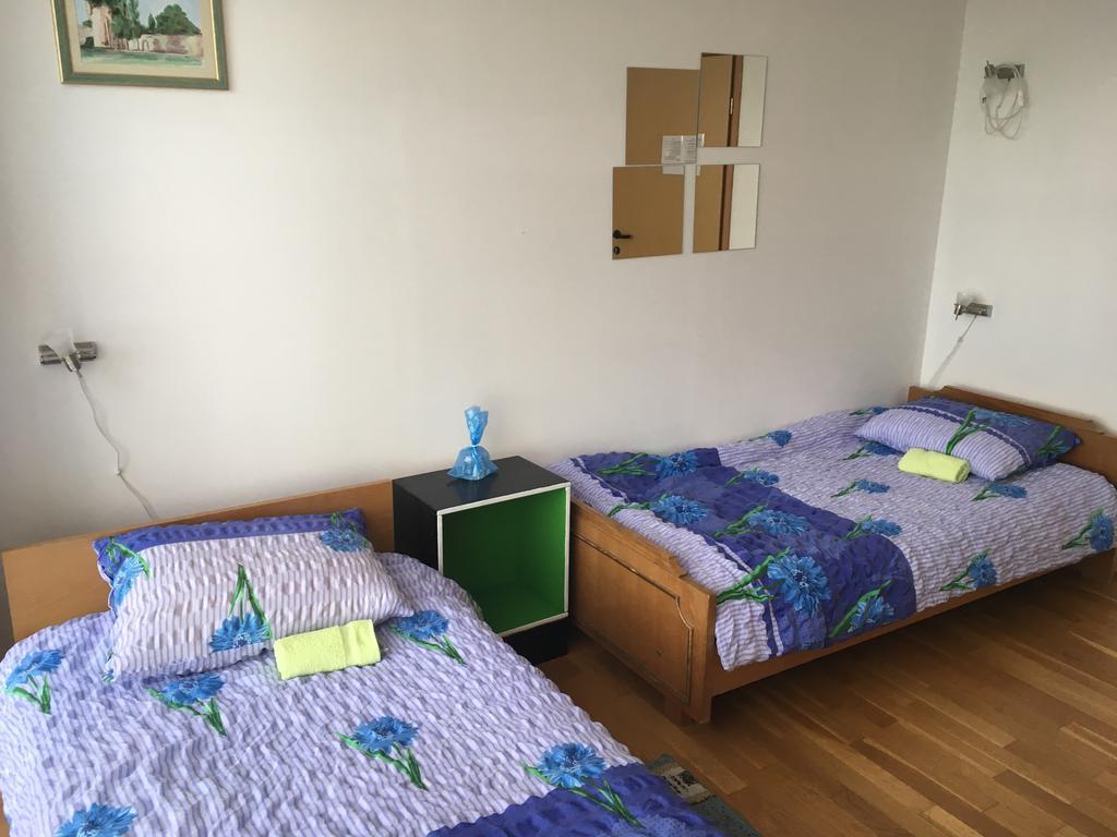 Hostel Ceska Beseda Риека Экстерьер фото