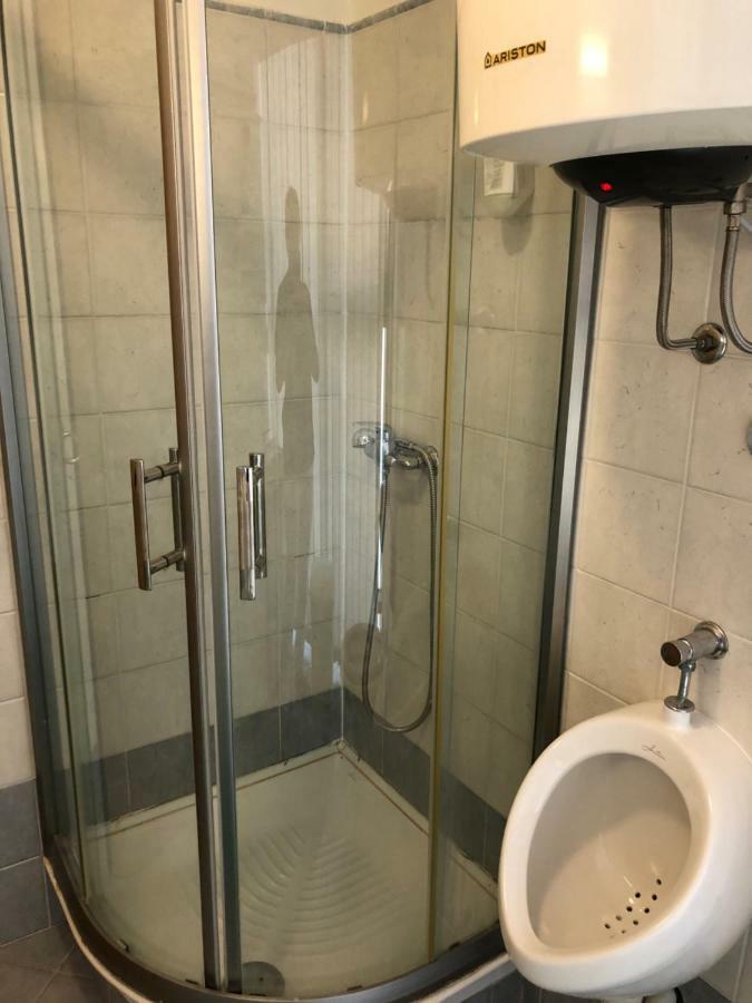 Hostel Ceska Beseda Риека Экстерьер фото