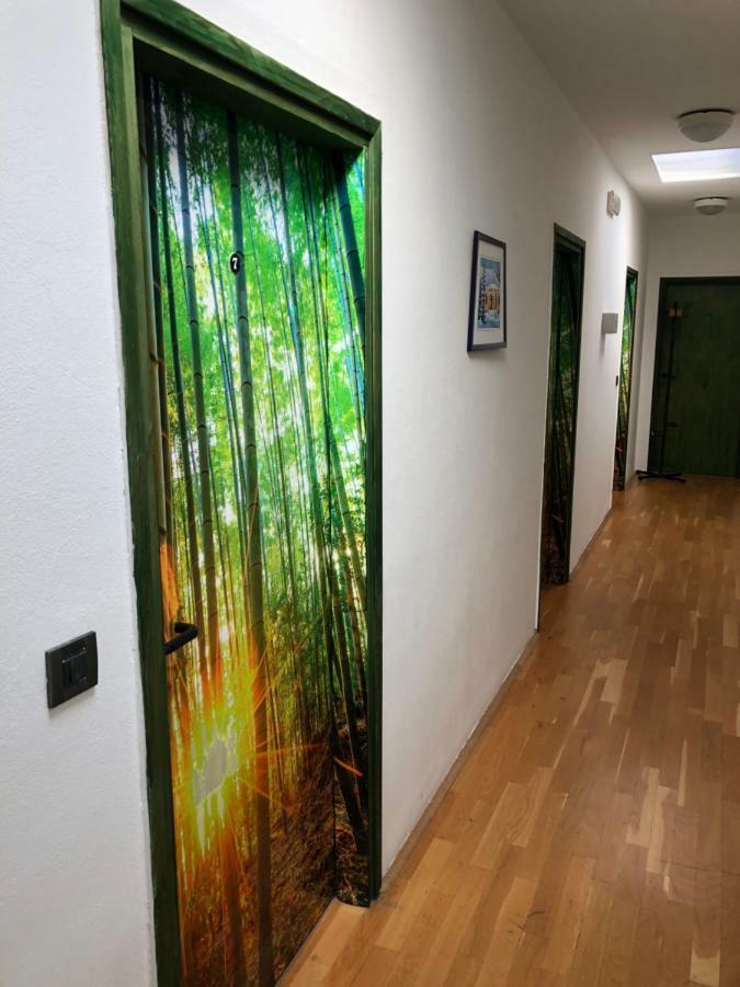 Hostel Ceska Beseda Риека Экстерьер фото